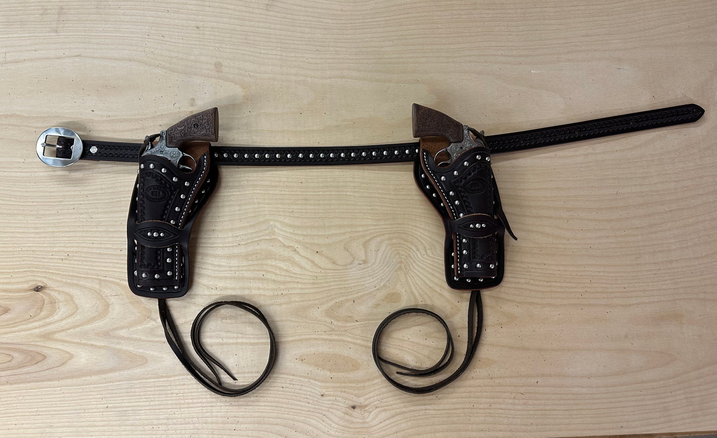 Fancy Medium Double Rig Cap Gun and Belt with Holster